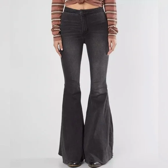 NEW Free People Just Float On Flare Jeans Size 31 in Smoke Stack High-Rise - Picture 3 of 14
